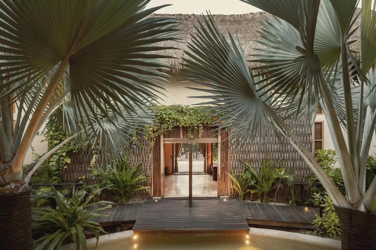 Hotel Ma'Xanab Tulum Pueblo