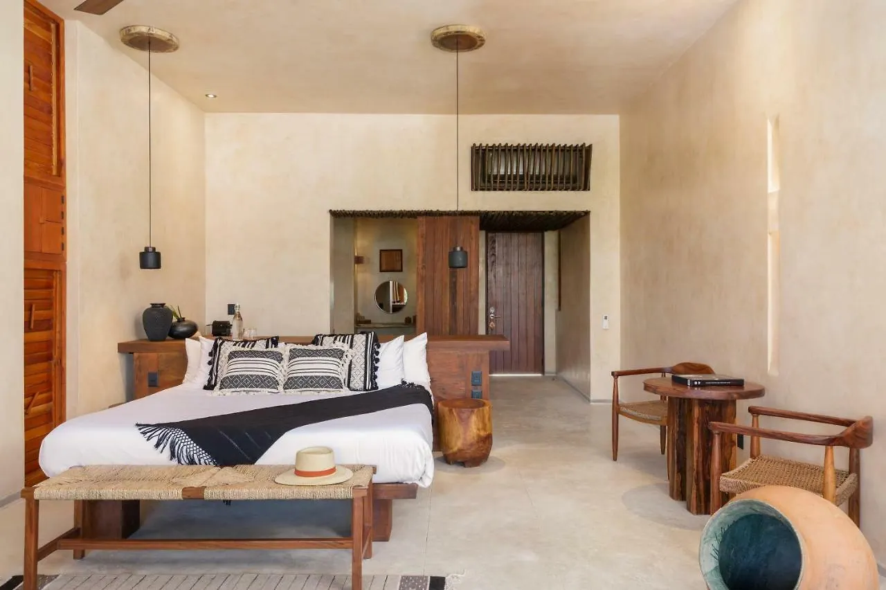 Hotel Ma'Xanab Tulum Pueblo