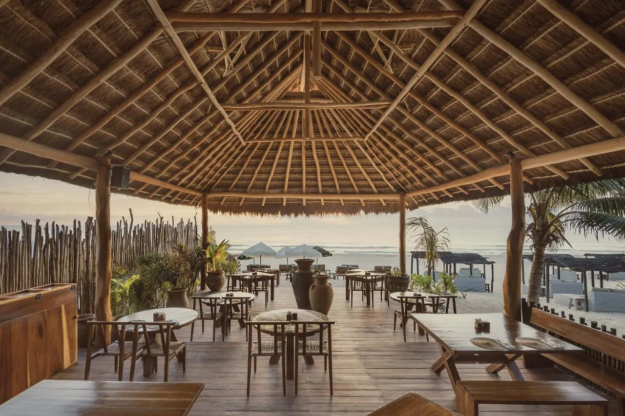 Hotel Ma'Xanab 툴룸